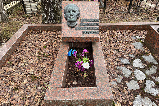 Могила Героя Советского Союза Зеньковой Е. С. на кладбище Мазурино в Витебске, фото Могила Героя Советского Союза Зеньковой Е. С. на кладбище Мазурино в Витебске, фото